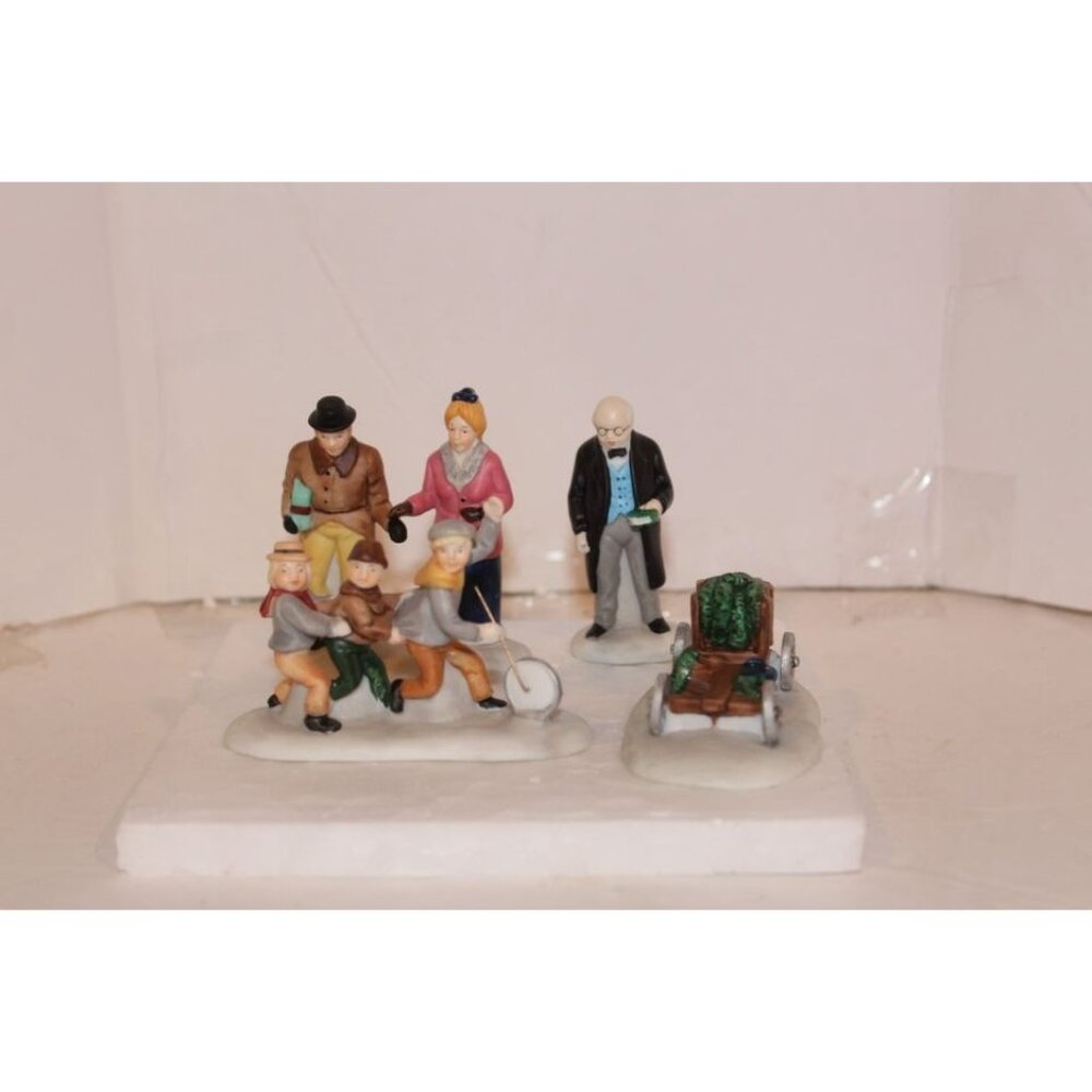 Dept 56 Dickens Village - Nicholas Nickleby, Set of 4